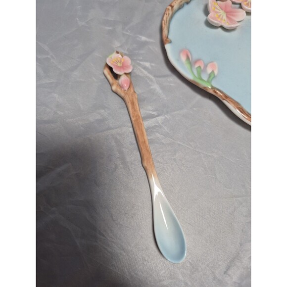 Two’s Company 3D Cherry Blossom Cup & Saucer Set. Porcelain Floral Cute Gift. - Picture 5 of 11